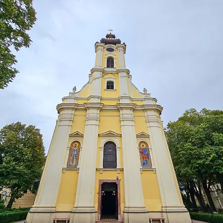 아파트 Roman Apartman