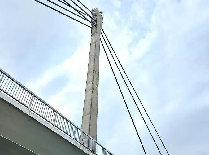 公寓 Roman Apartman 斯雷姆斯卡米特罗维察